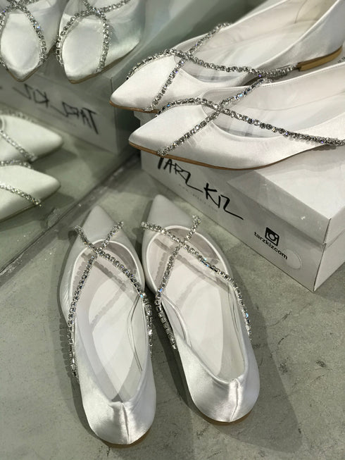 VOGUE BEYAZ SATEN TAŞLI BABET